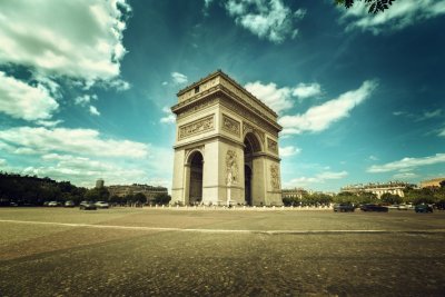Łuk triumfalny na Placu Charles&#039;a de Gaulle&#039;a w Paryżu